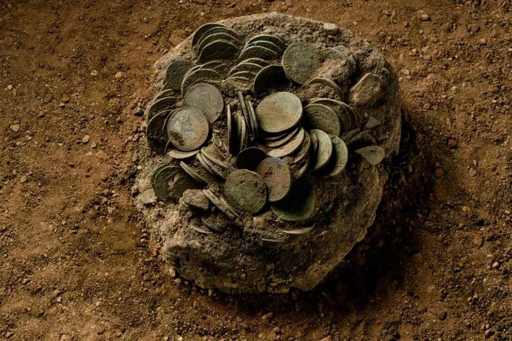 17th-century coin hoard unearthed in Altstadt Wettin farmhouse