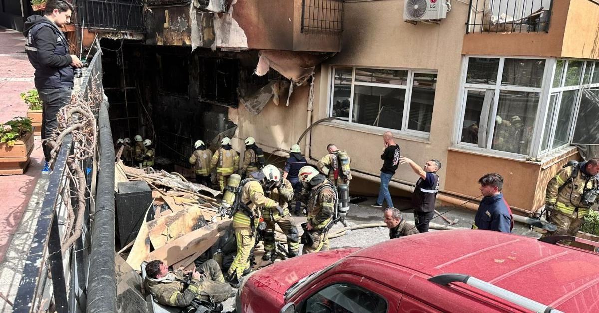 İstanbul’da bir eğlence merkezinde çıkan yangında 29 kişi öldü, 13 kişi de yaralandı.