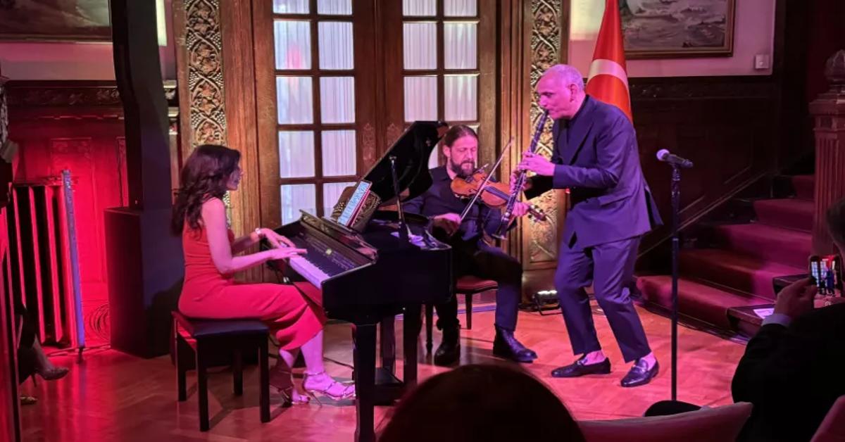 Turkish ambassador hosts cultural concert in Athens