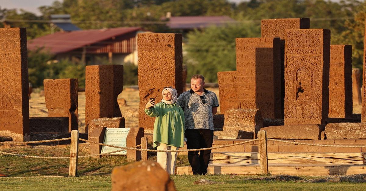 UNESCO-listed Turkish-Islamic cemetery draws influx of visitors