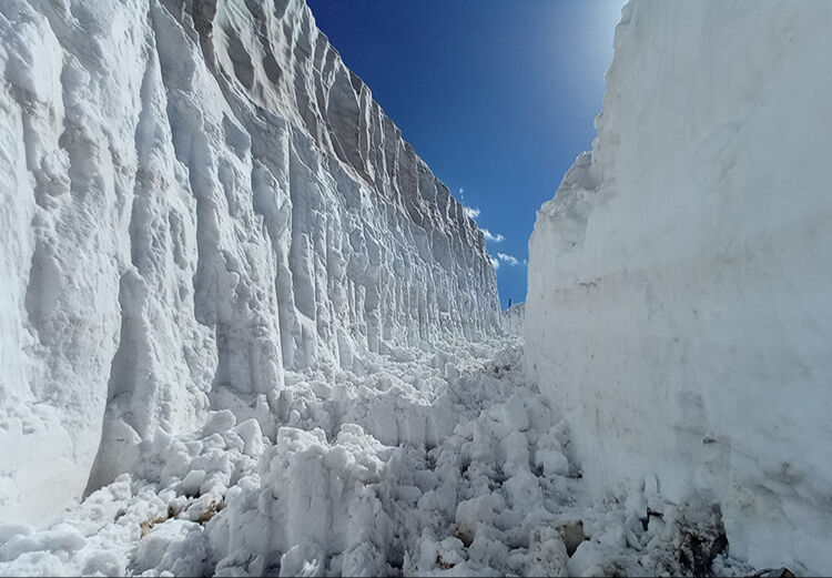 Türkiye’s snow battle, 8 meters of snow in June! – Türkiye Today