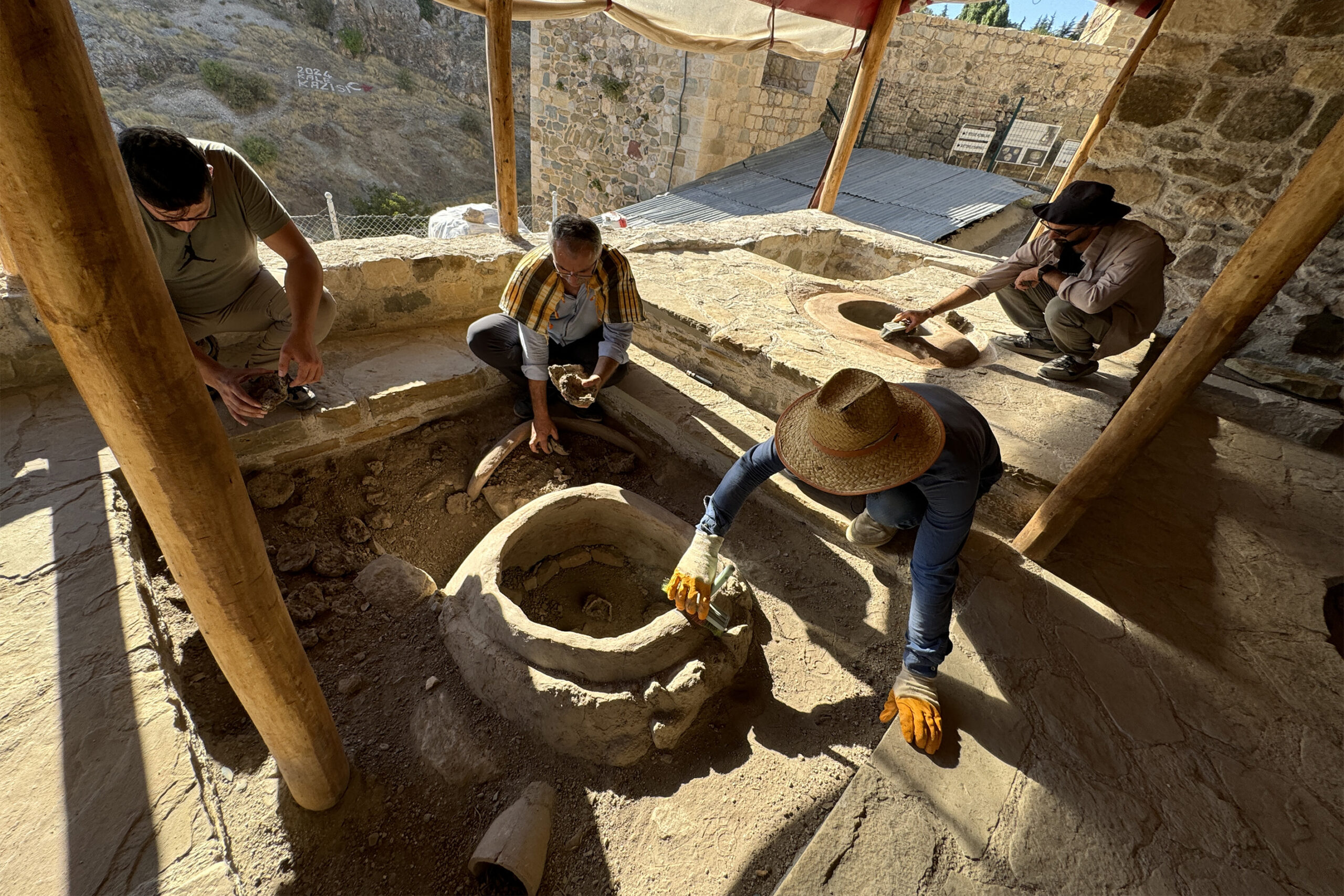 1000-year-old industrial site unearthed at Türkiye's Harput Castle